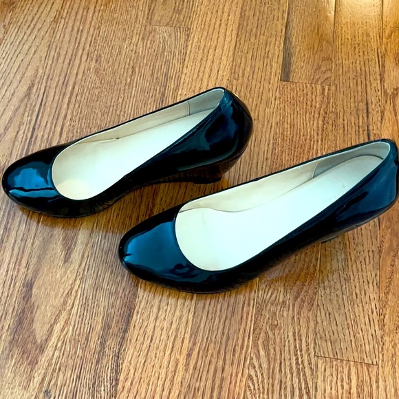 Like new - COLE HAAN patent leather wedge heels - Picture 10 of 10